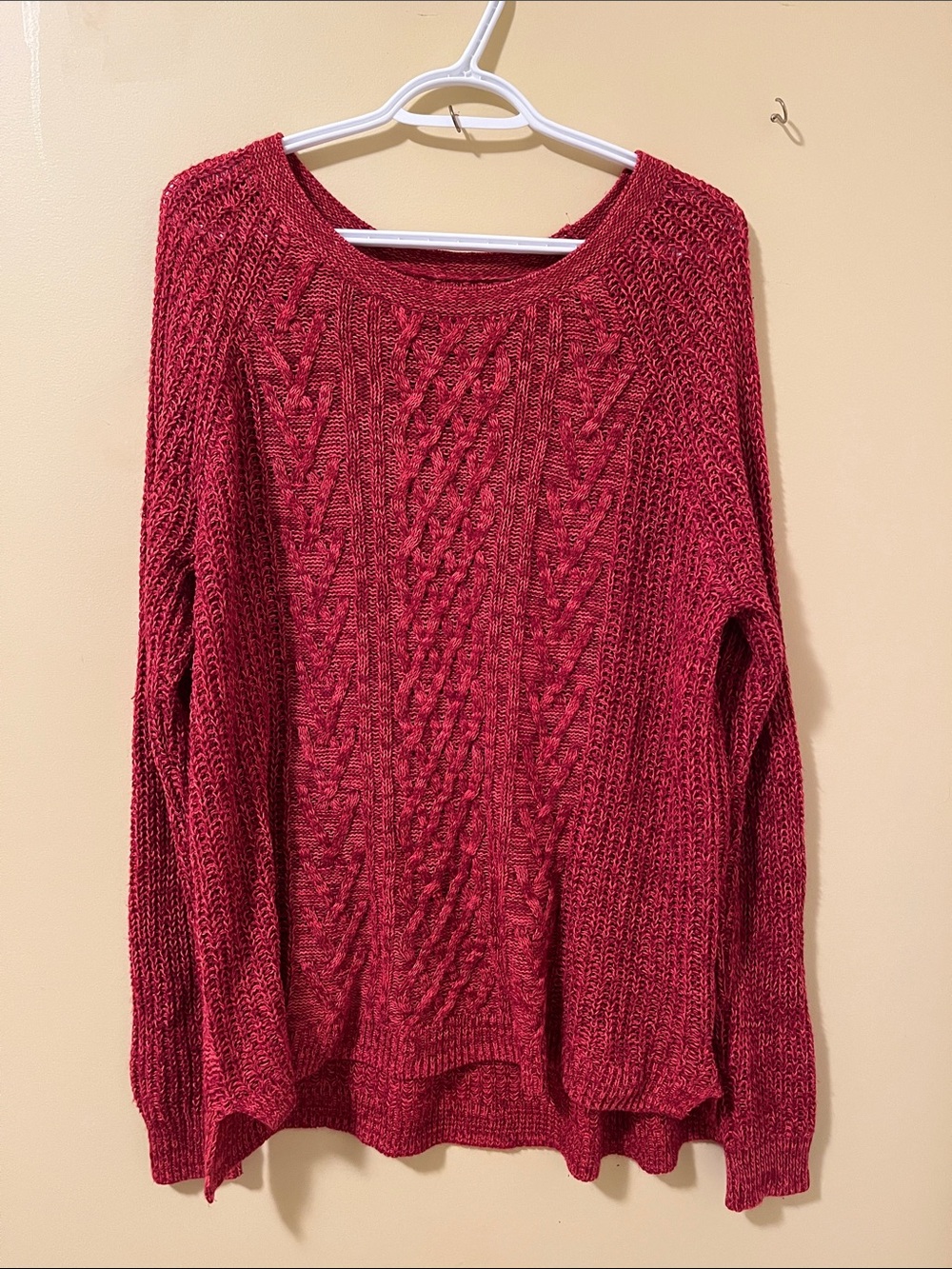 Women's Cable Knit Crewneck Sweater in fire Red. Raglan sleeve. PTP: >23"